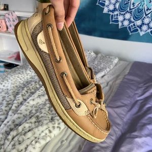 SPERRYS CLASSIC STYLE WOMENS SIZE 7